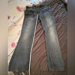 Juniors size 7 jeans by Wallflower